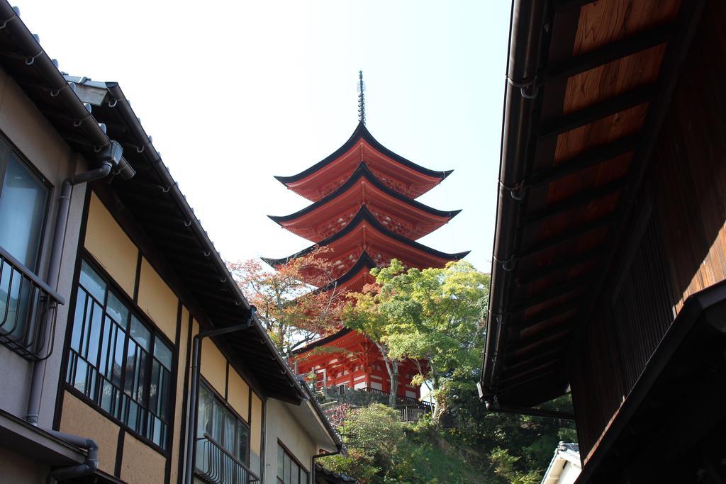 Miyajima Seaside Hotel Itsukushima Bagian luar foto